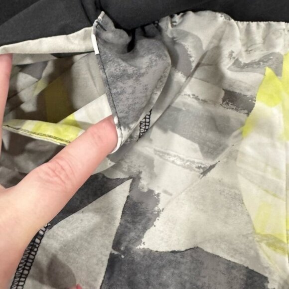 Tek Gear Athletic Exercise work out Lightweight black white yellow shorts XXL - Picture 4 of 4